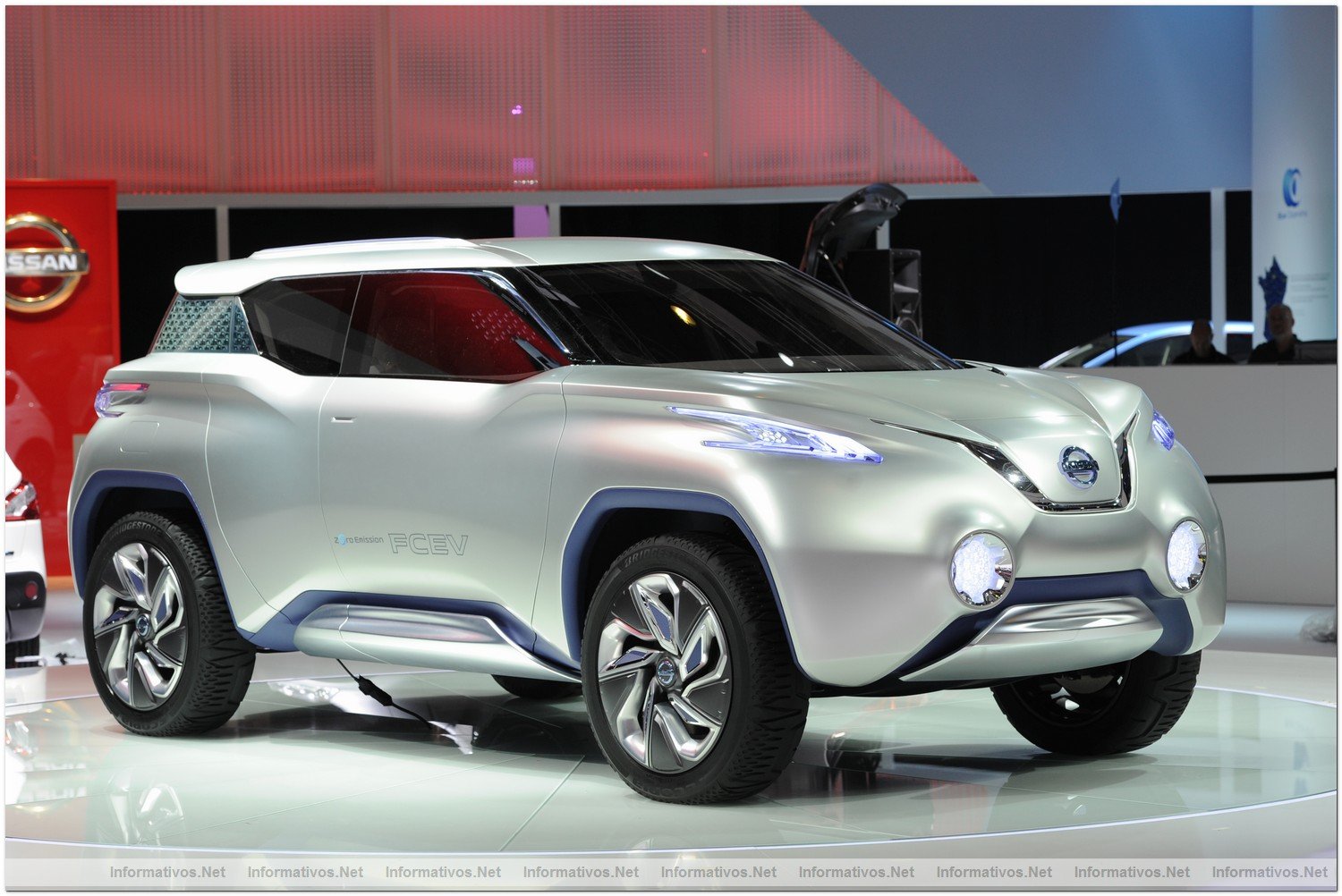 París, SEP012.- El concept Nissan TeRRA lleva la sostenibilidad al mundo off-road