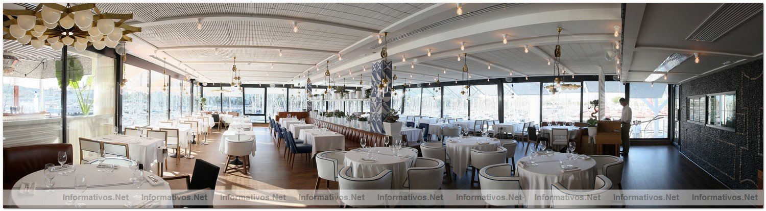 BCNSEP2012.- Restaurante Maritim, junto al Real Club Naútico de Barcelona. Panorámica del Restaurante interior