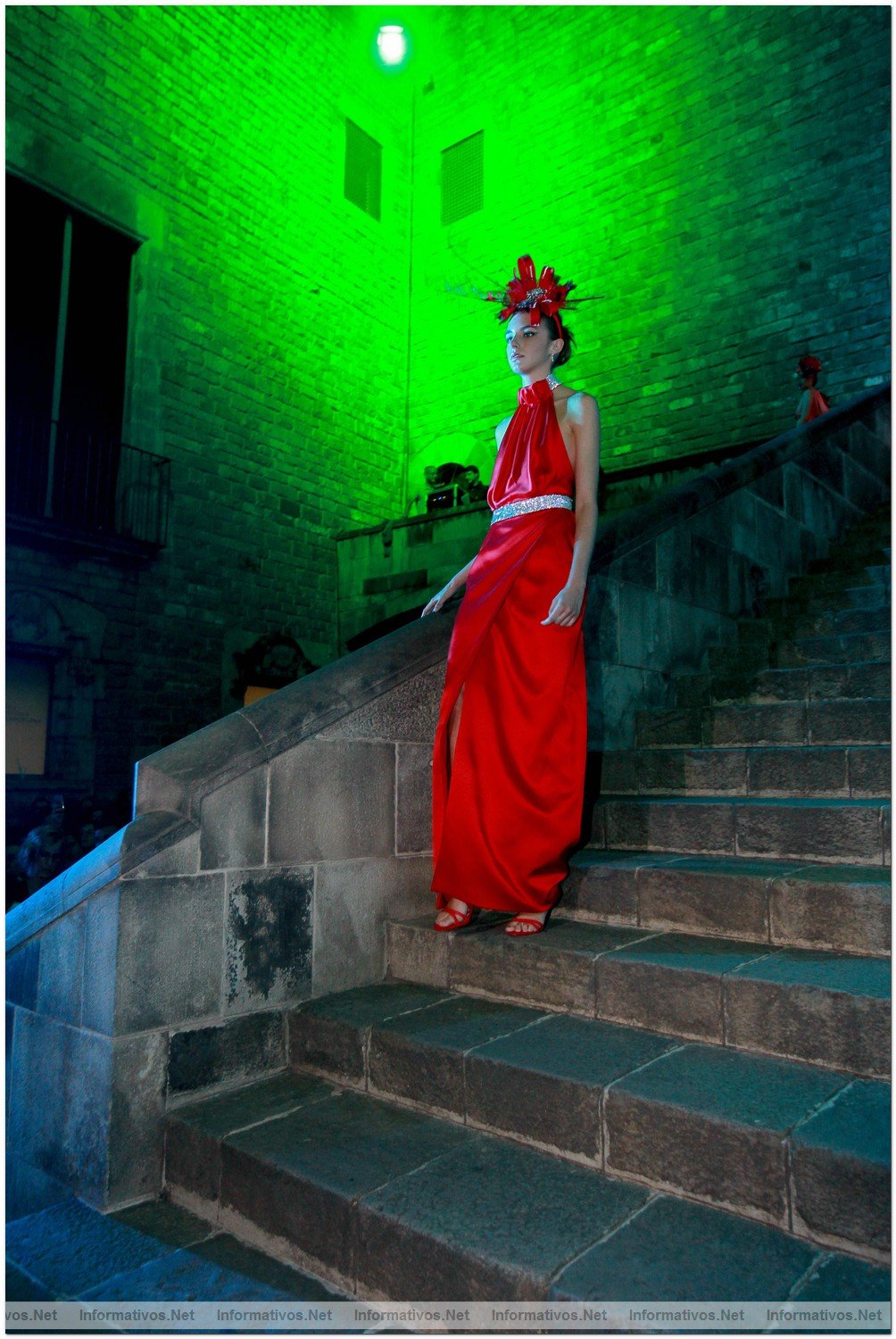 BCN06OCT012.- Desfile Colors al Gotic: diseño de Gema R. Pares by Mireia Argente