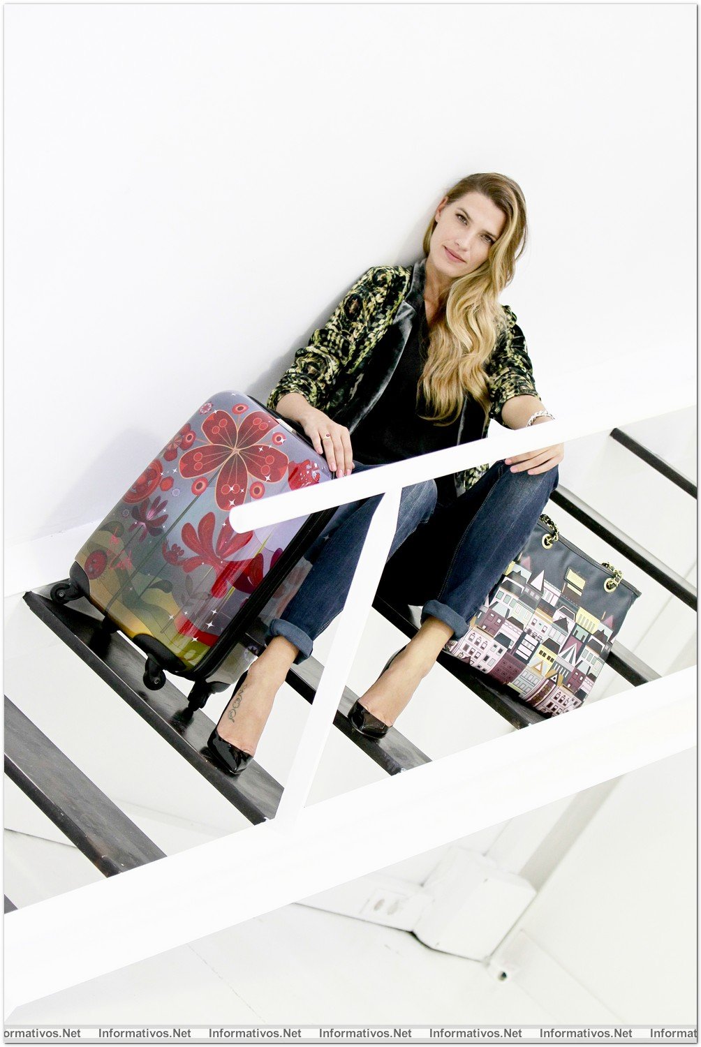 BCNOCT012.- La modelo Laura Sánchez protagonista de la campaña de la firma de bolsos, maletas y complementos Carpisa.