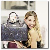 :: Pulse para Ampliar :: BCNOCT012.- La modelo Laura Sánchez protagonista de la campaña de la firma de bolsos, maletas y complementos Carpisa.