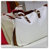 :: Pulse para Ampliar :: BCNOCT012.- Avance de la próxima temporada de la firma de bolsos, maletas y complementos Carpisa 