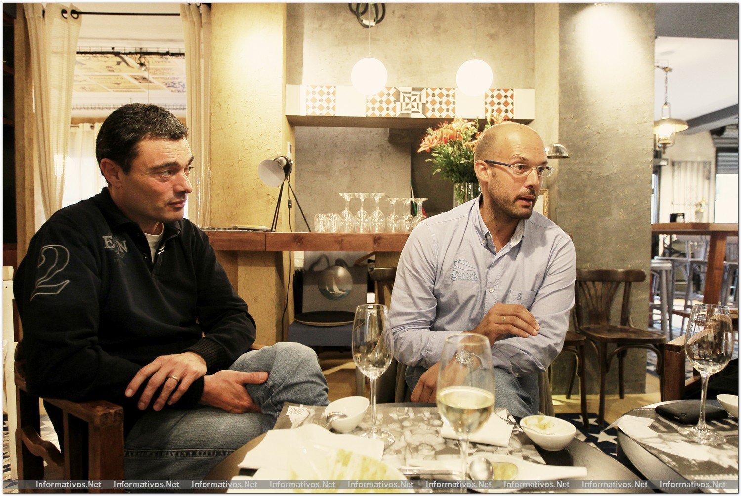 BCN30OCT012.- Restaurante L´Ostia, en el corazón de la Barceloneta. Jaume Muedra, prop. L´Ostia y Fernando Peñas, de Barcelona Charter