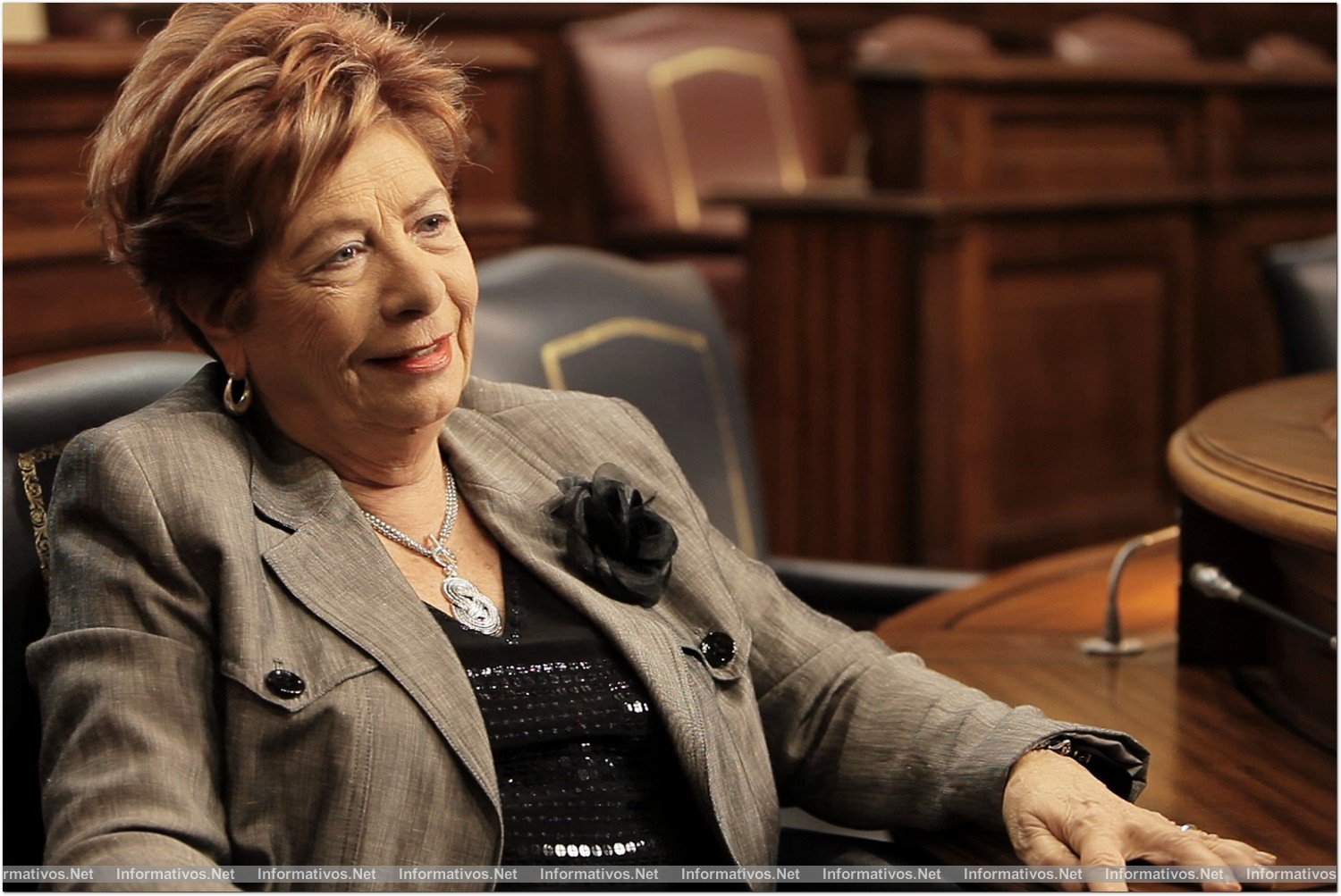 Fotograma de "Las Constituyentes" un documental de Oliva Acosta, que es un homenaje histórico a las Mujeres Parlamentarias en la Legislatura Constituyente