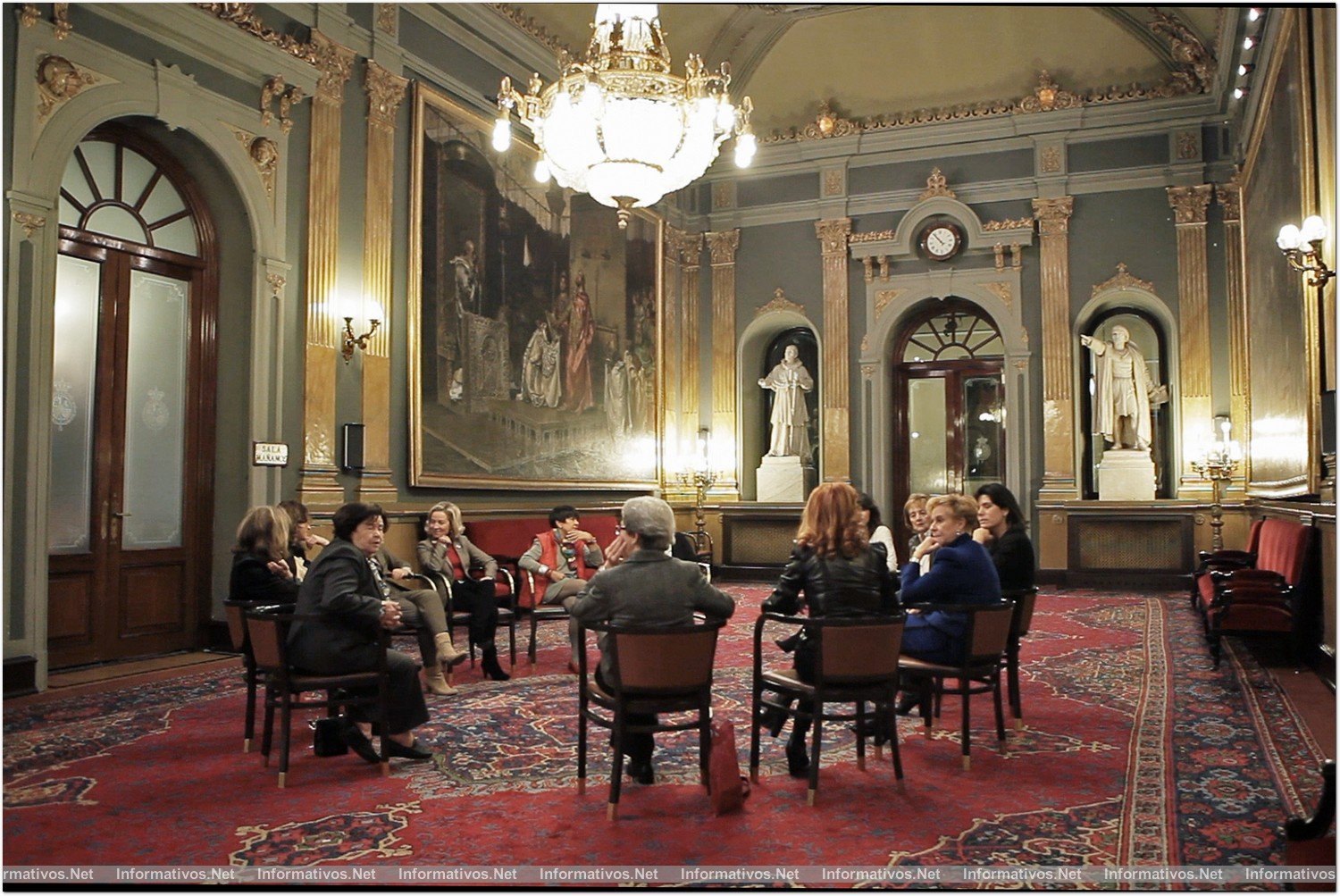 Fotograma de "Las Constituyentes" un documental de Oliva Acosta, que es un homenaje histórico a las Mujeres Parlamentarias en la Legislatura Constituyente
