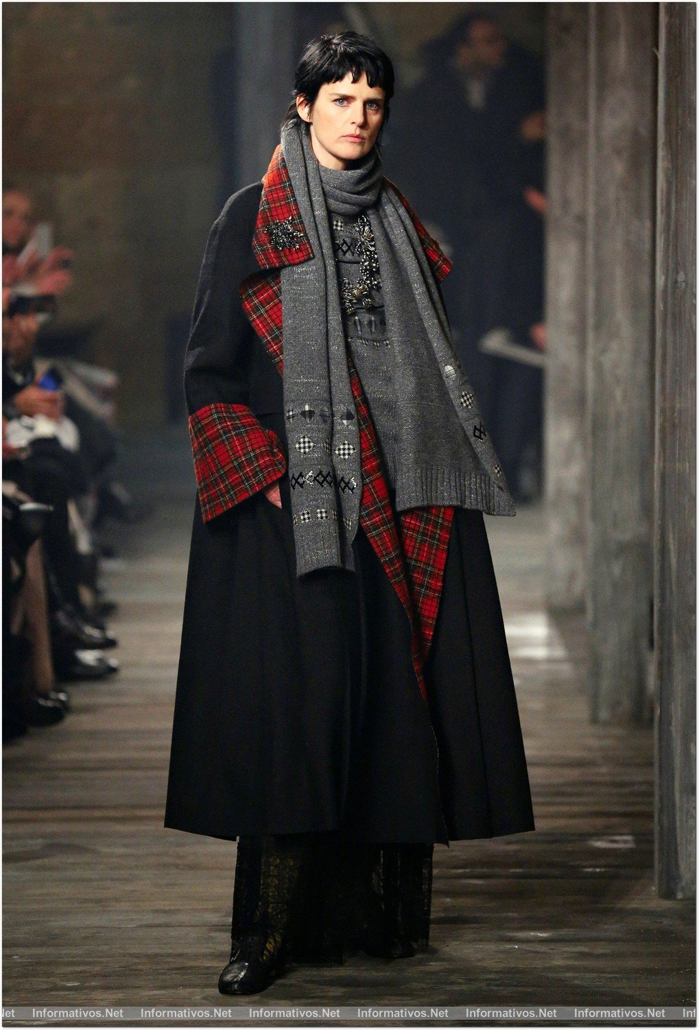 Desfile de Karl Lagerfeld para Chanel "Métiers d´Art" 2012/2013 en Escocia