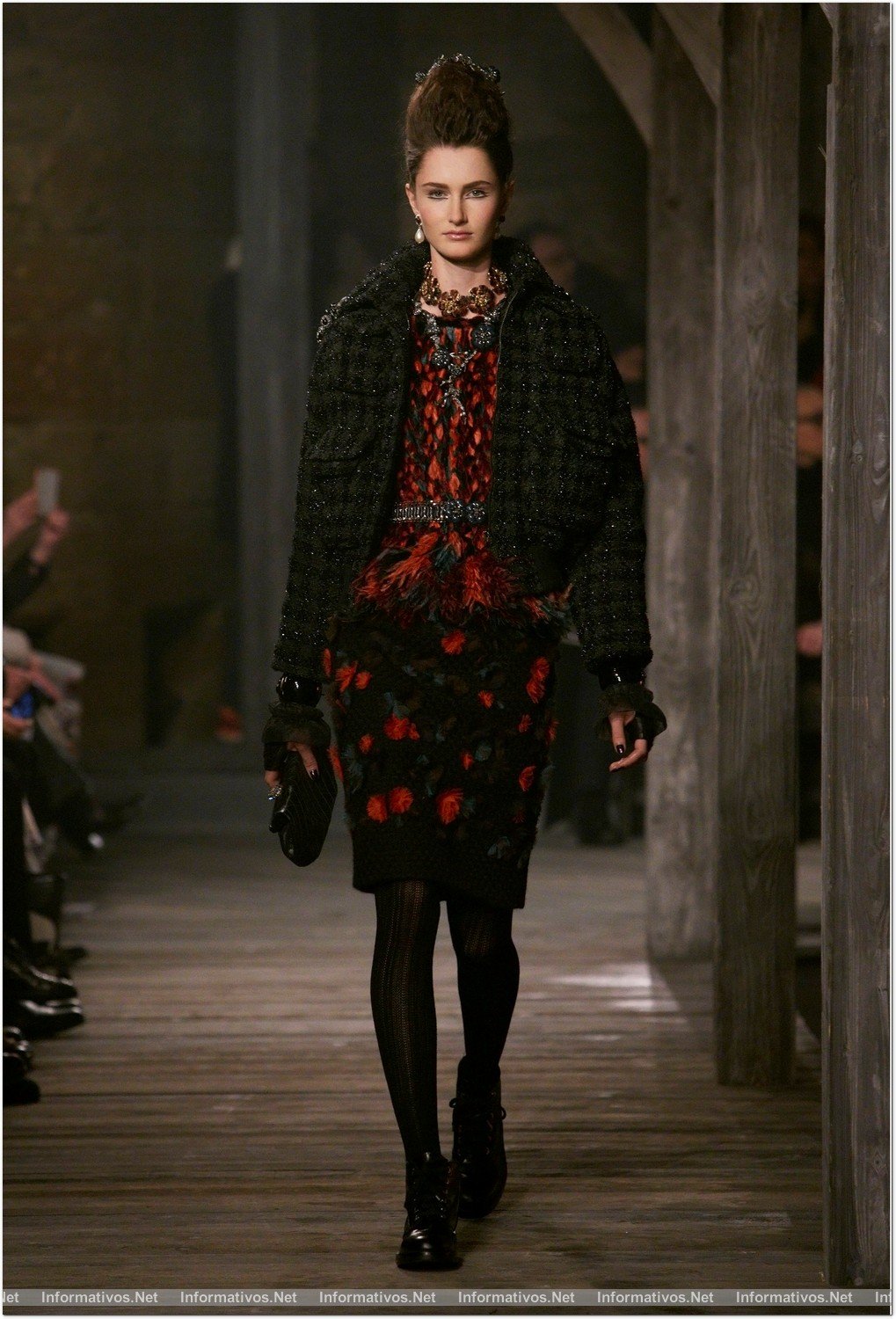 Desfile de Karl Lagerfeld para Chanel "Métiers d´Art" 2012/2013 en Escocia