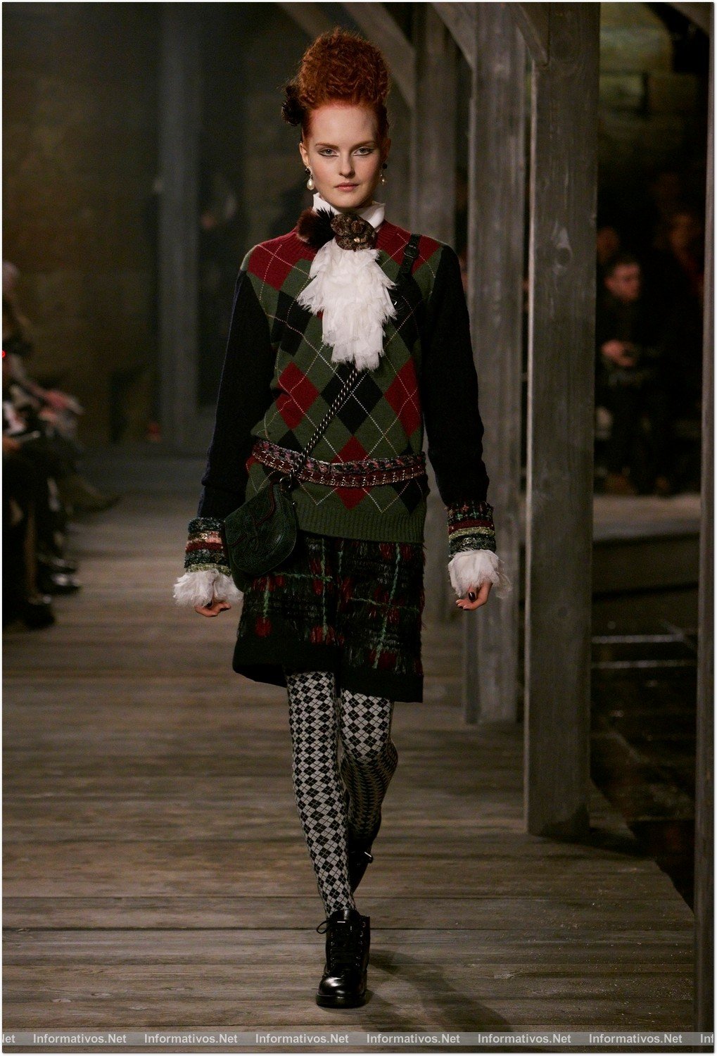 Desfile de Karl Lagerfeld para Chanel "Métiers d´Art" 2012/2013 en Escocia