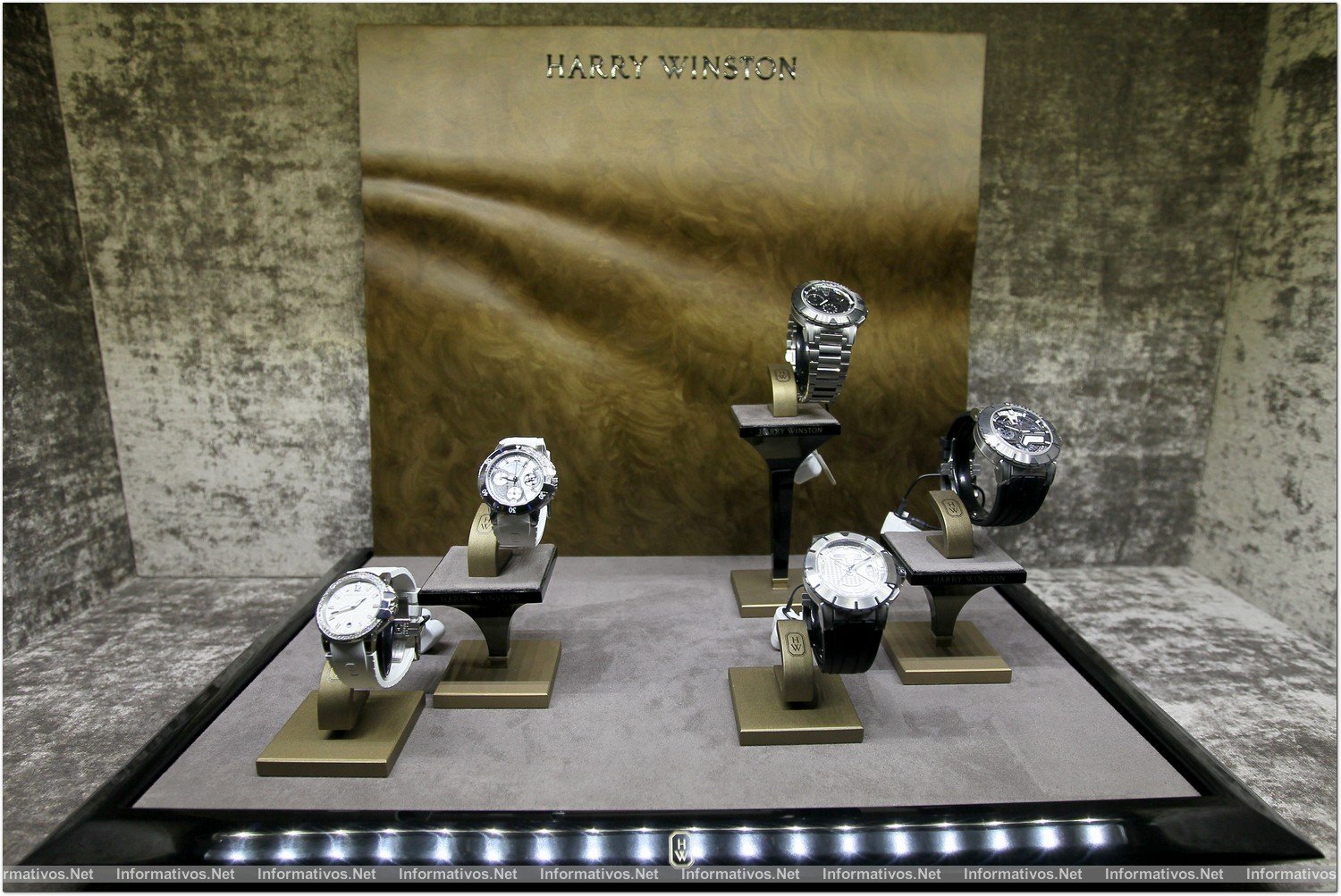 BCN12DIC012.- GR Barcelona exhibe 30 piezas exclusivas de las colecciones de relojería Harry Winston 