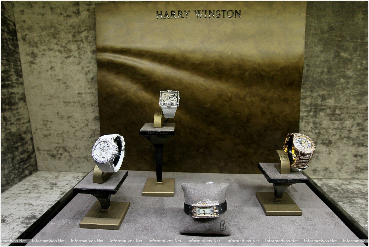BCN12DIC012.- GR Barcelona exhibe 30 piezas exclusivas de las colecciones de relojería Harry Winston 