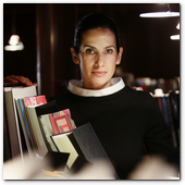 :: Pulse para Ampliar :: BCN17DIC012.- Estrella Archs, diseñadora y creadora de Moda