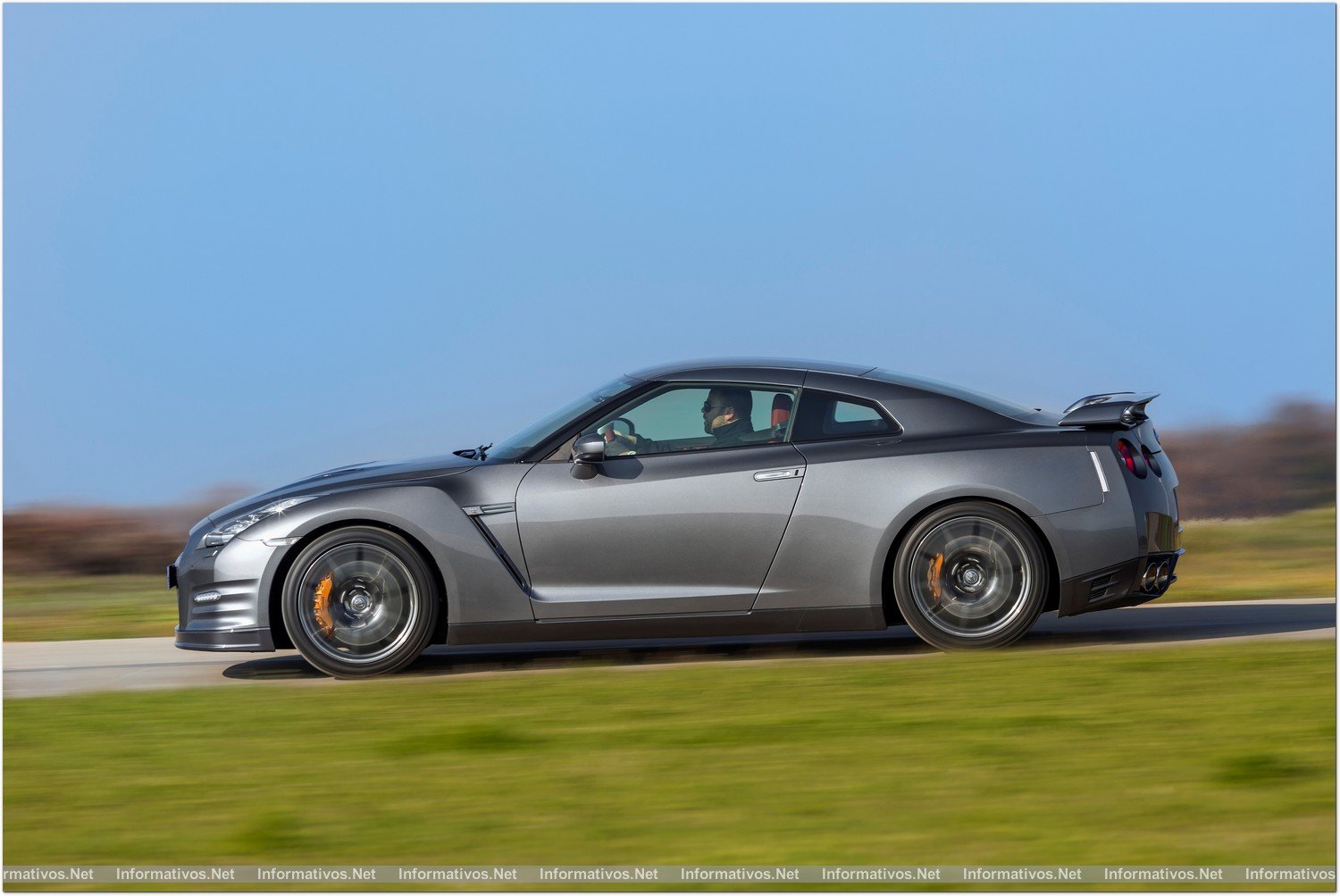 BCNENE013.- EL NUEVO NISSAN GT-R 2013 YA A LA VENTA EN ESPAÑA