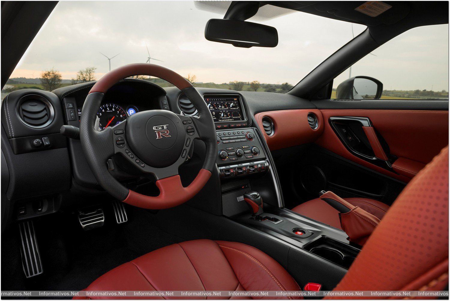 BCNENE013.- EL NUEVO NISSAN GT-R 2013 YA A LA VENTA EN ESPAÑA
