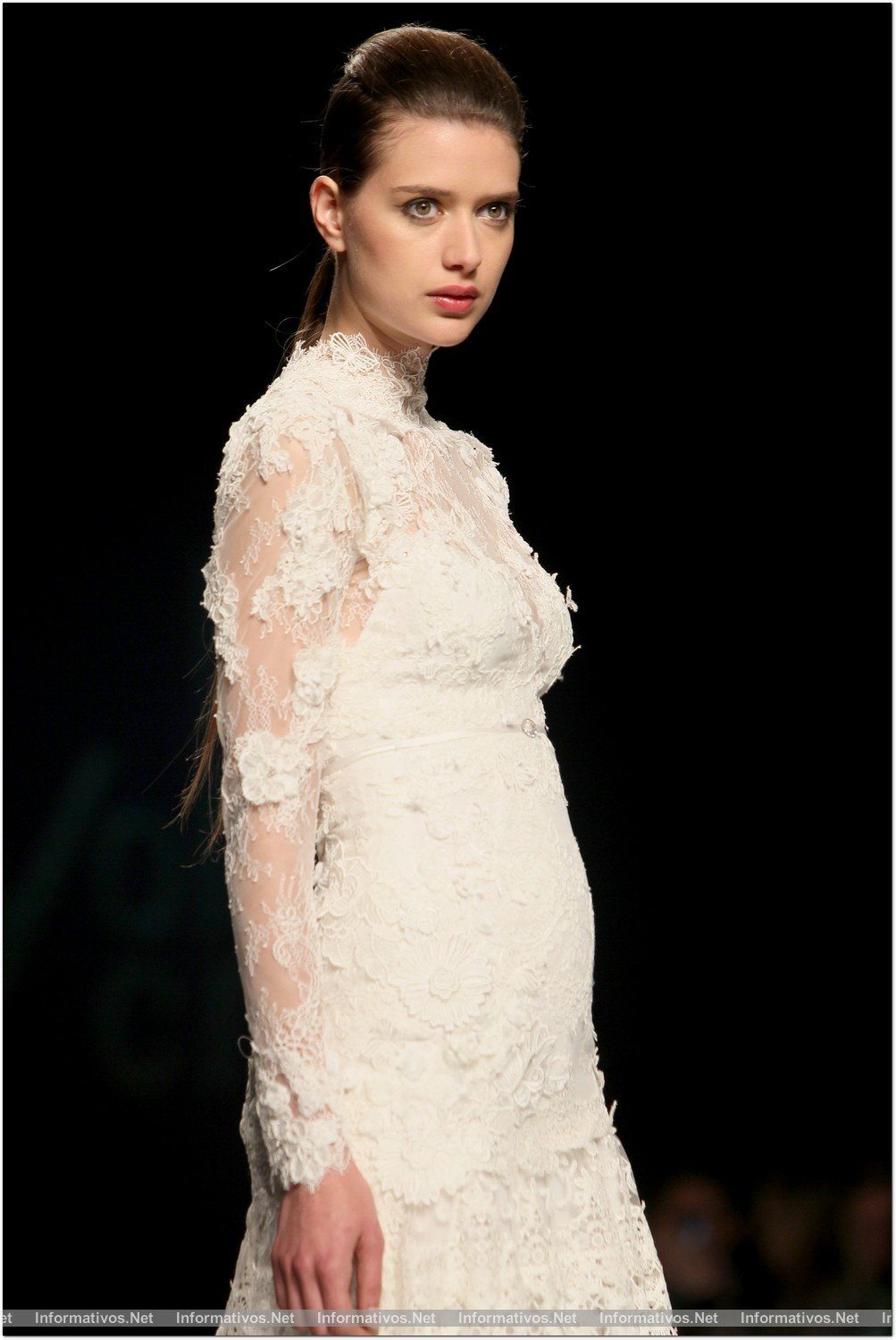 BCN01MAY013.- Barcelona Bridal Week- Pasarela Gaudí: Yolan Cris 