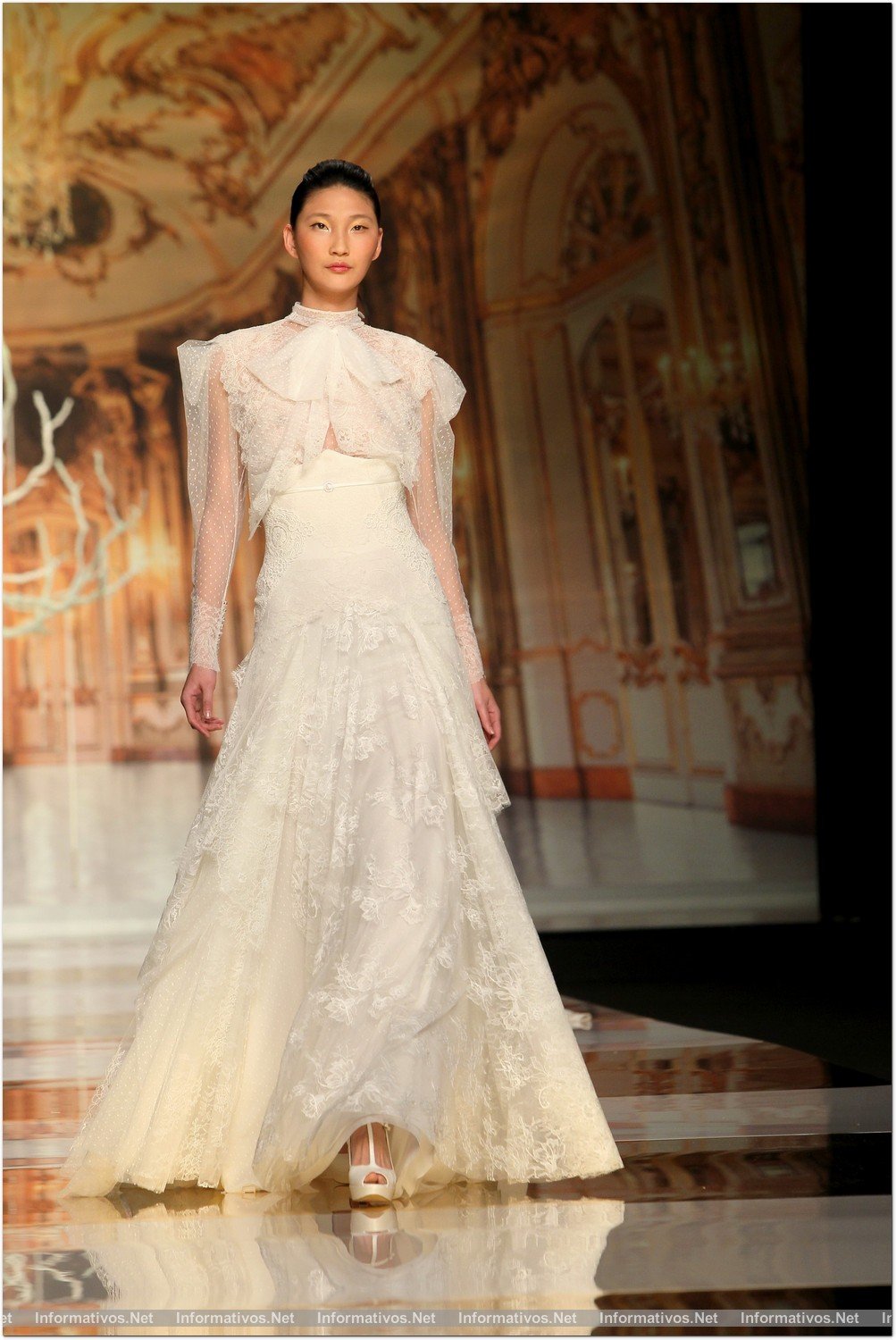 BCN01MAY013.- Barcelona Bridal Week- Pasarela Gaudí: Yolan Cris 