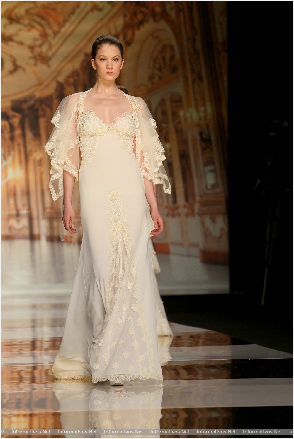 BCN01MAY013.- Barcelona Bridal Week- Pasarela Gaudí: Yolan Cris 