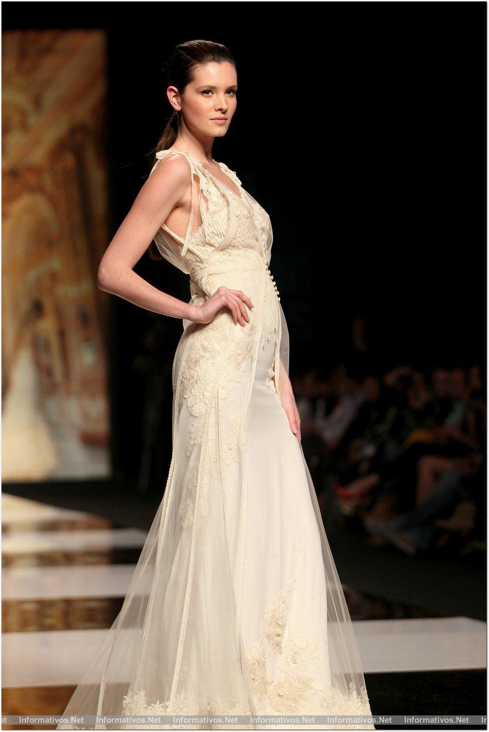BCN01MAY013.- Barcelona Bridal Week- Pasarela Gaudí: Yolan Cris 