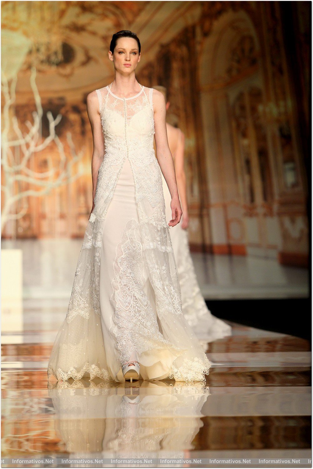 BCN01MAY013.- Barcelona Bridal Week- Pasarela Gaudí: Yolan Cris 