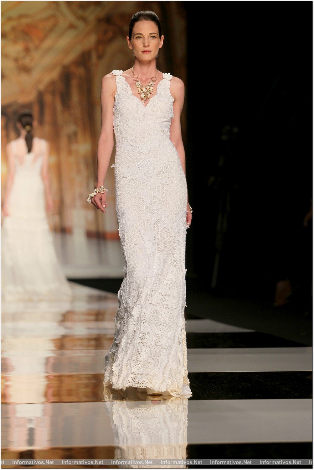 BCN01MAY013.- Barcelona Bridal Week- Pasarela Gaudí: Yolan Cris 