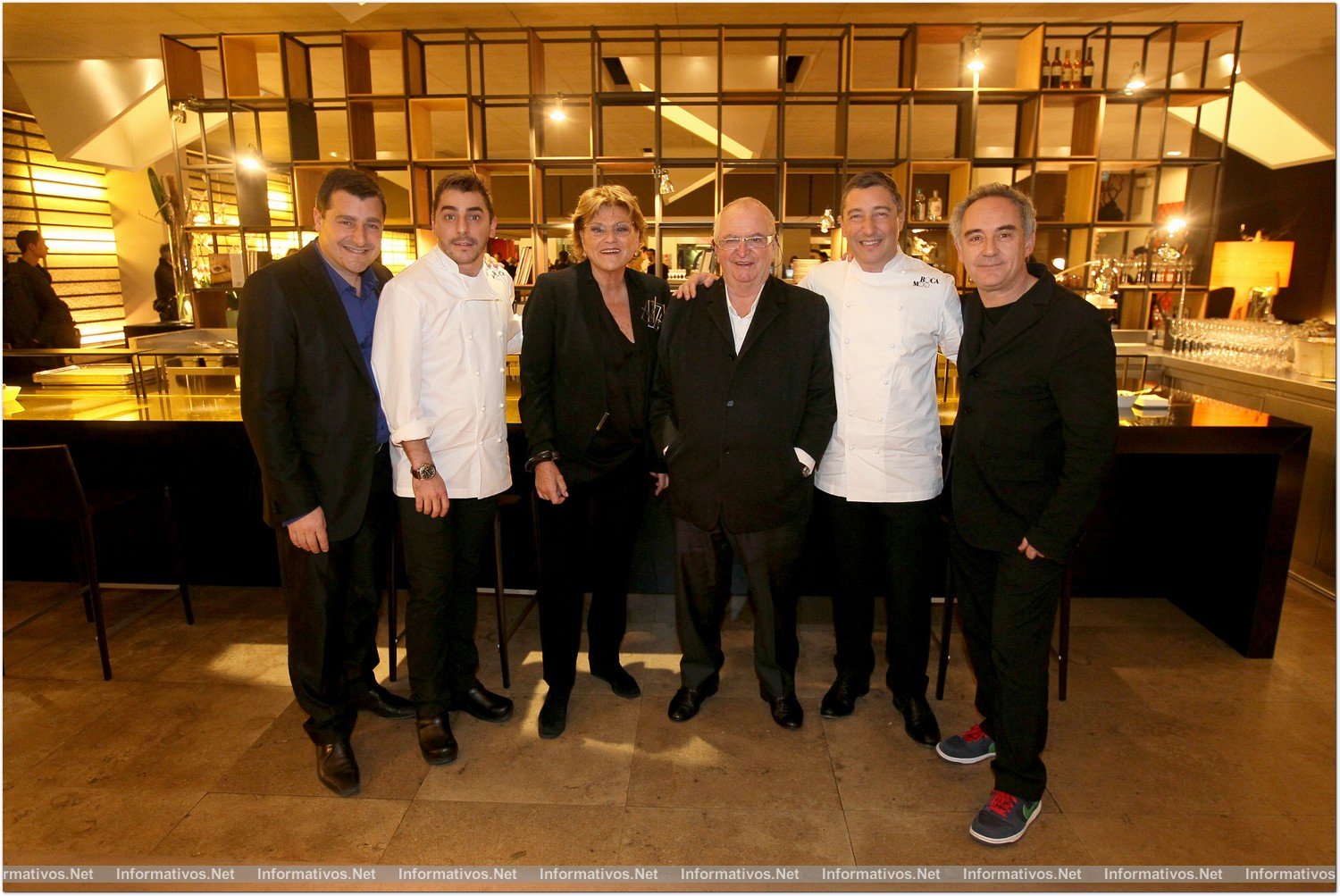 BCN07FEB012.- Fiesta privada X Aniversario Hotel Omm - Can Roca.  Josep y Jordi Roca, Rosa Maria Esteva, Juan Mari Arzak, Joan Roca y Ferran Adrià.