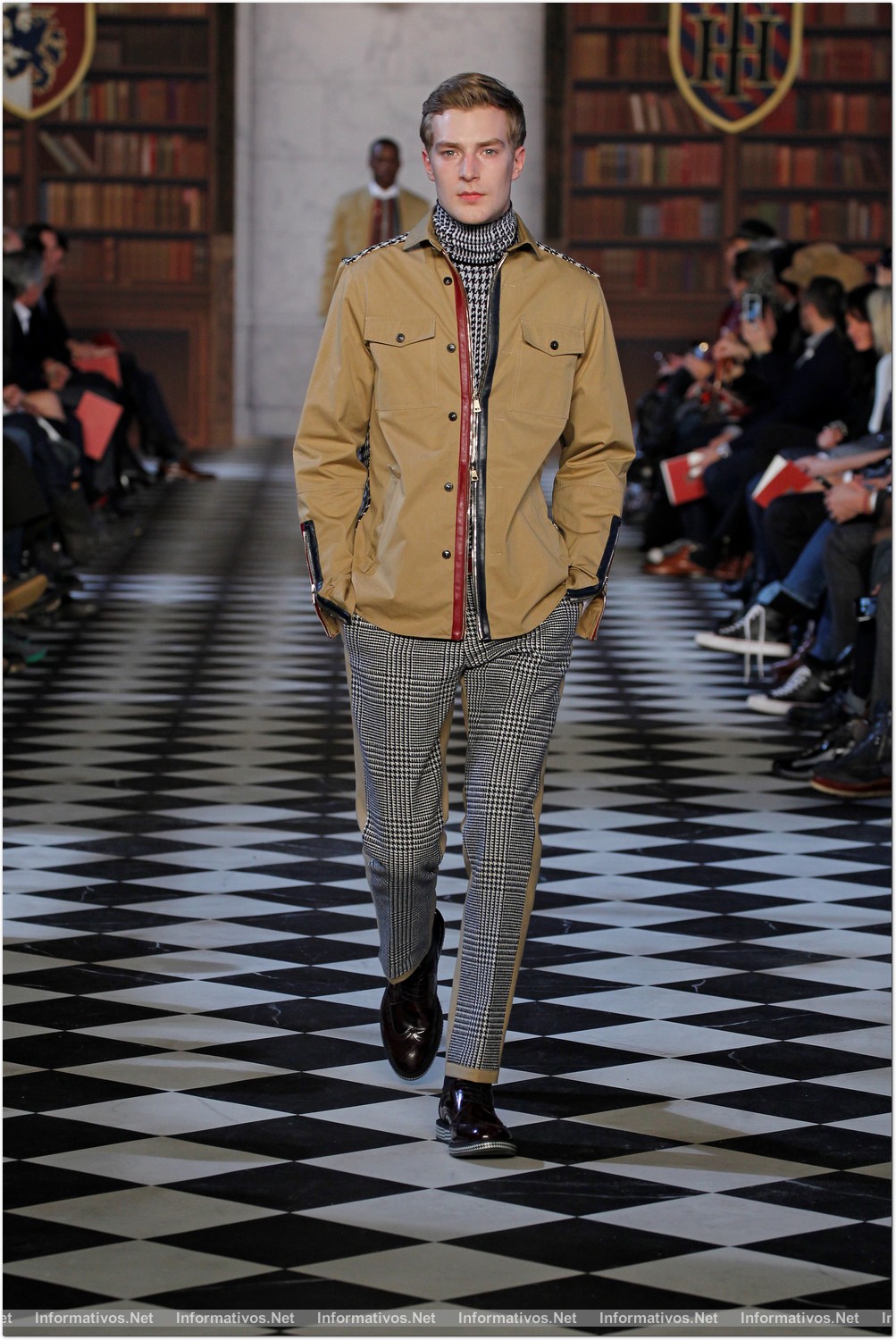 NY08FEB013.- Desfile Tommy Hilfiger Fall 2013 Men's Collection. 10. KIM D