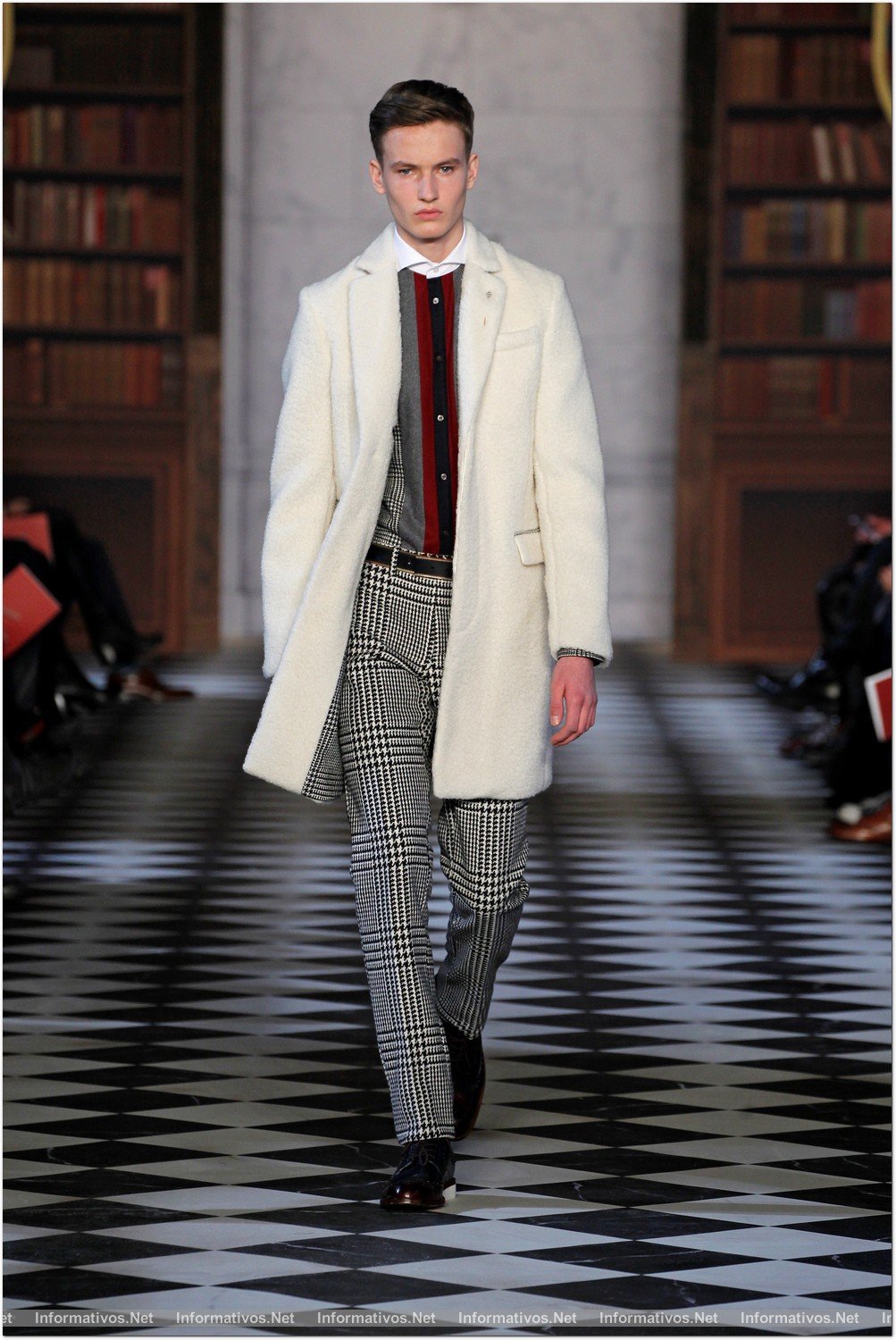 NY08FEB013.- Desfile Tommy Hilfiger Fall 2013 Men's Collection. 22. FREDERICK
