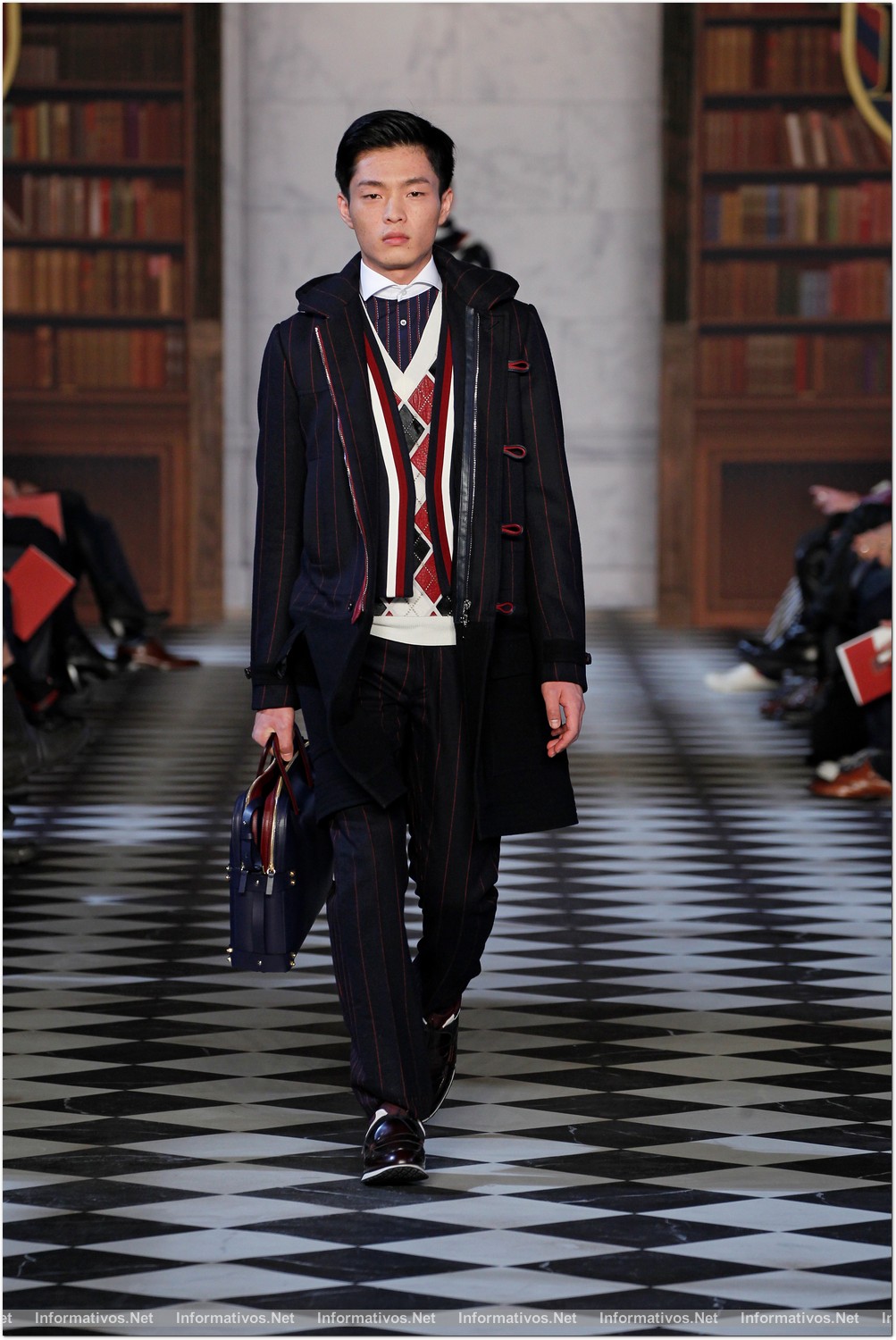 NY08FEB013.- Desfile Tommy Hilfiger Fall 2013 Men's Collection. 26. SATOSHI