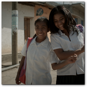:: Pulse para Ampliar :: Fotograma de "Aquí y Allá", ganadora del Gran Premio de la Semana de la Crítica en la pasada edición del Festival de Cannes