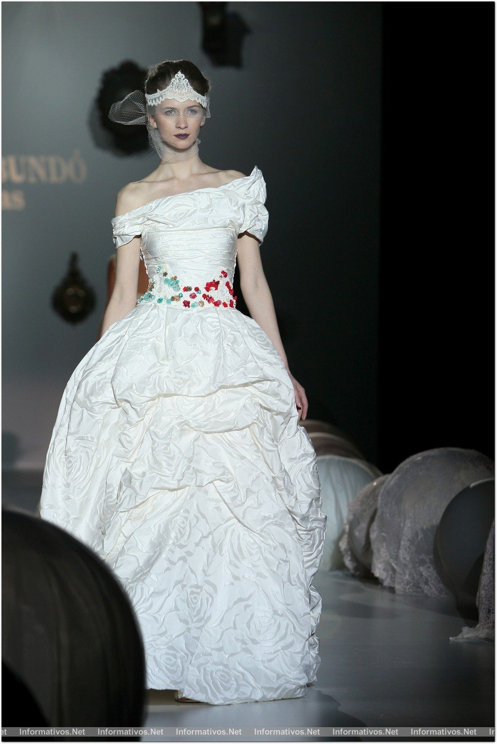 BCN02MAY013.- Barcelona Bridal Week- Pasarela Gaudí: Raimon Bundó - IR de Bundó