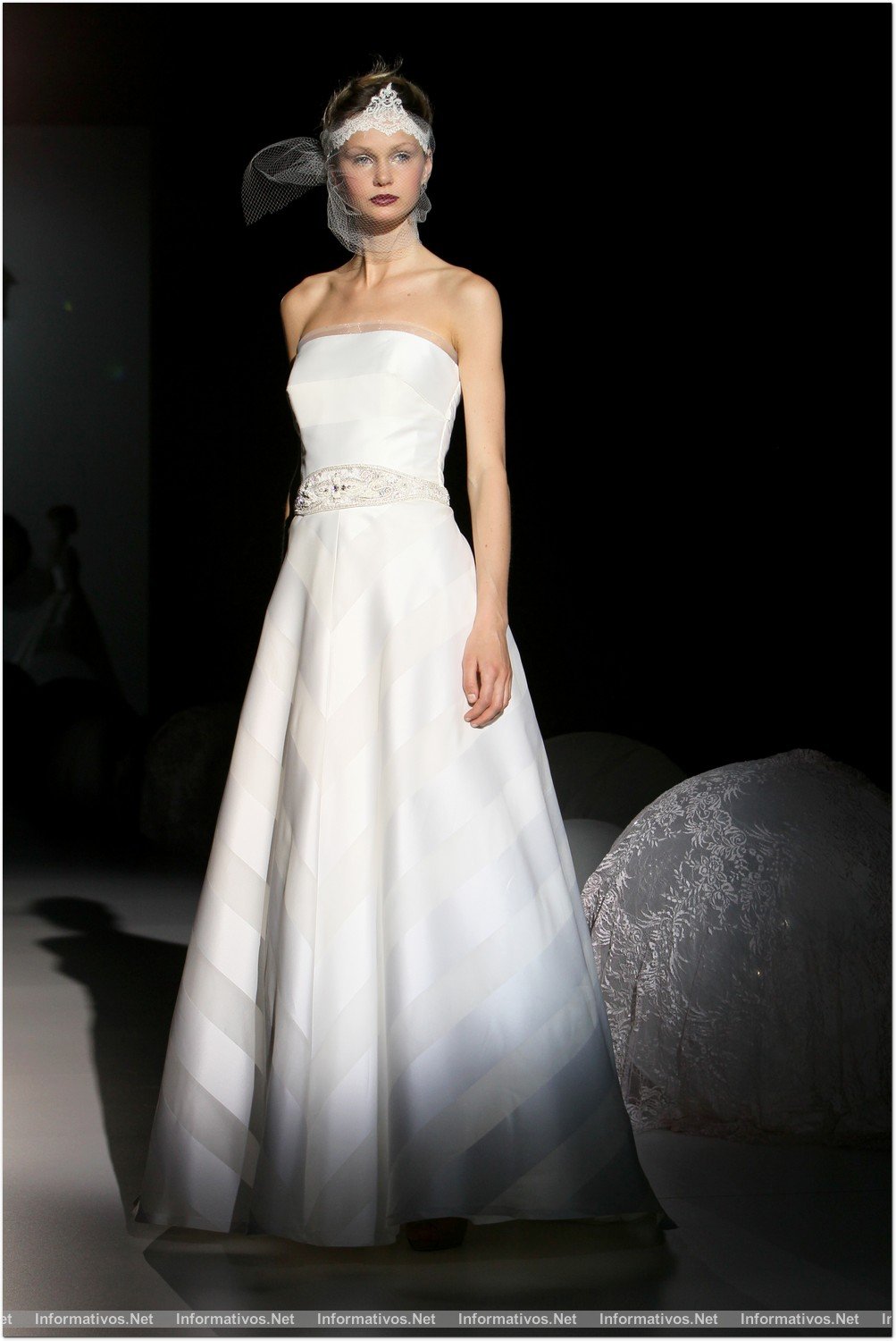 BCN02MAY013.- Barcelona Bridal Week- Pasarela Gaudí: Raimon Bundó - IR de Bundó