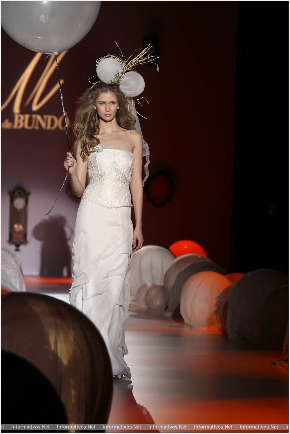 BCN02MAY013.- Barcelona Bridal Week- Pasarela Gaudí: Raimon Bundó - IR de Bundó