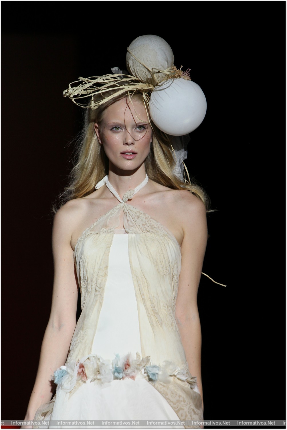 BCN02MAY013.- Barcelona Bridal Week- Pasarela Gaudí: Raimon Bundó - IR de Bundó