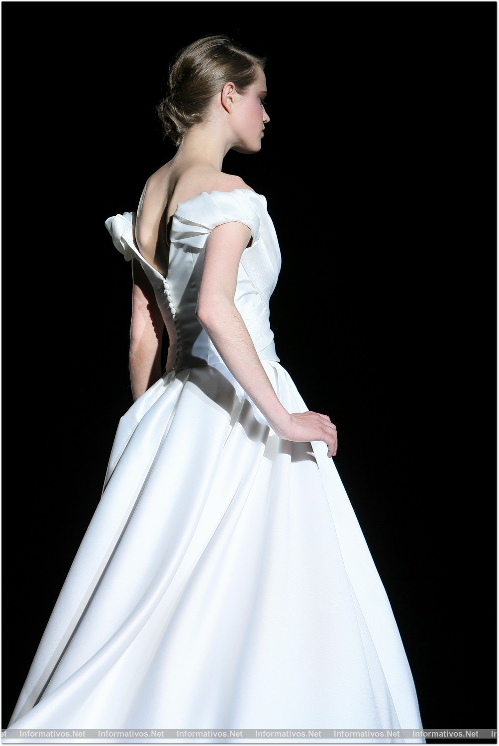 BCN02MAY013.- Barcelona Bridal Week- Pasarela Gaudí: Hannibal Laguna 