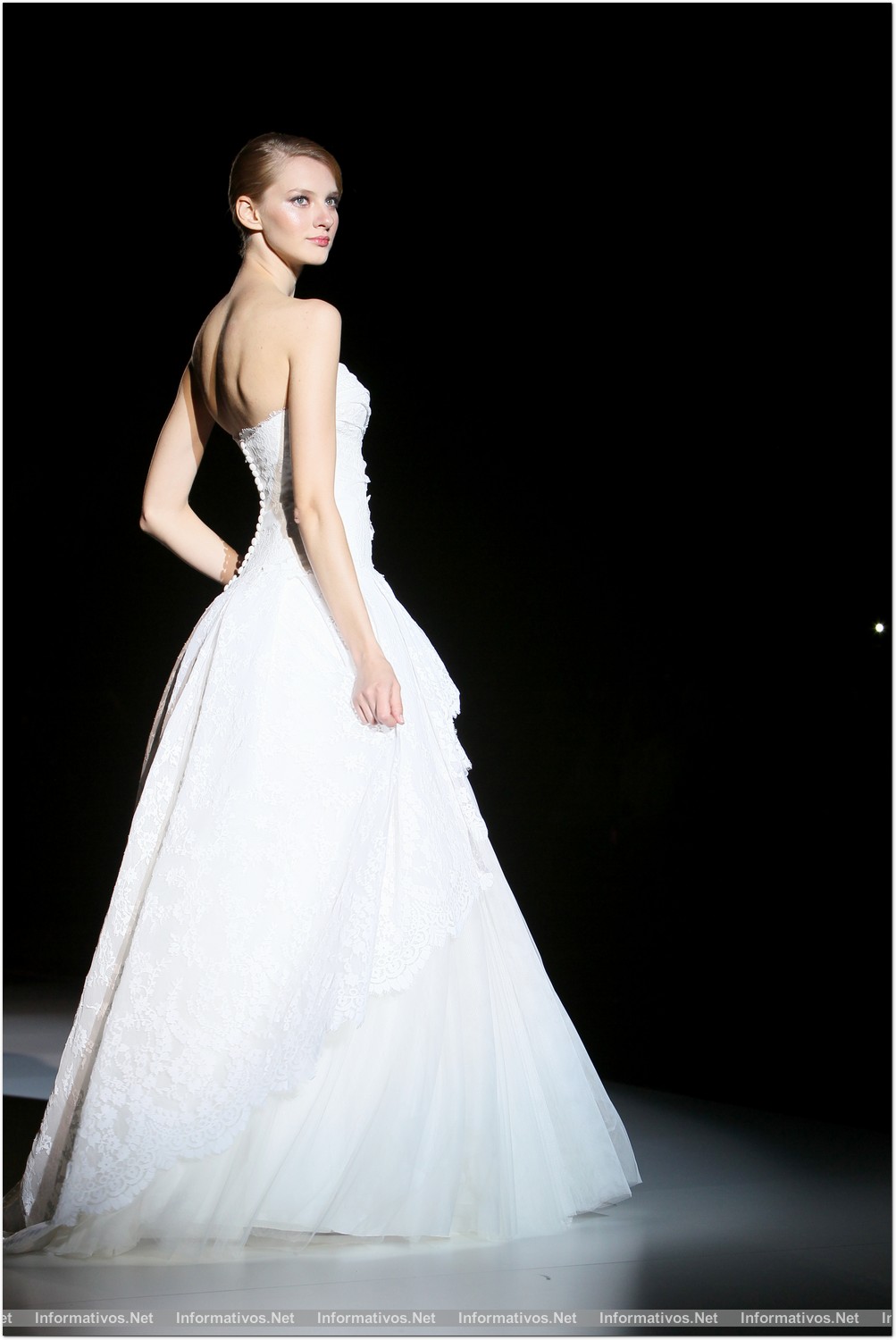 BCN02MAY013.- Barcelona Bridal Week- Pasarela Gaudí: Hannibal Laguna 