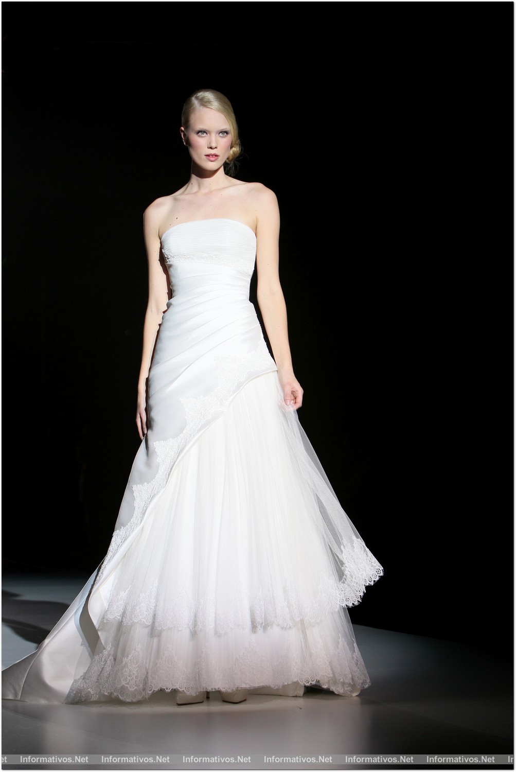 BCN02MAY013.- Barcelona Bridal Week- Pasarela Gaudí: Hannibal Laguna 