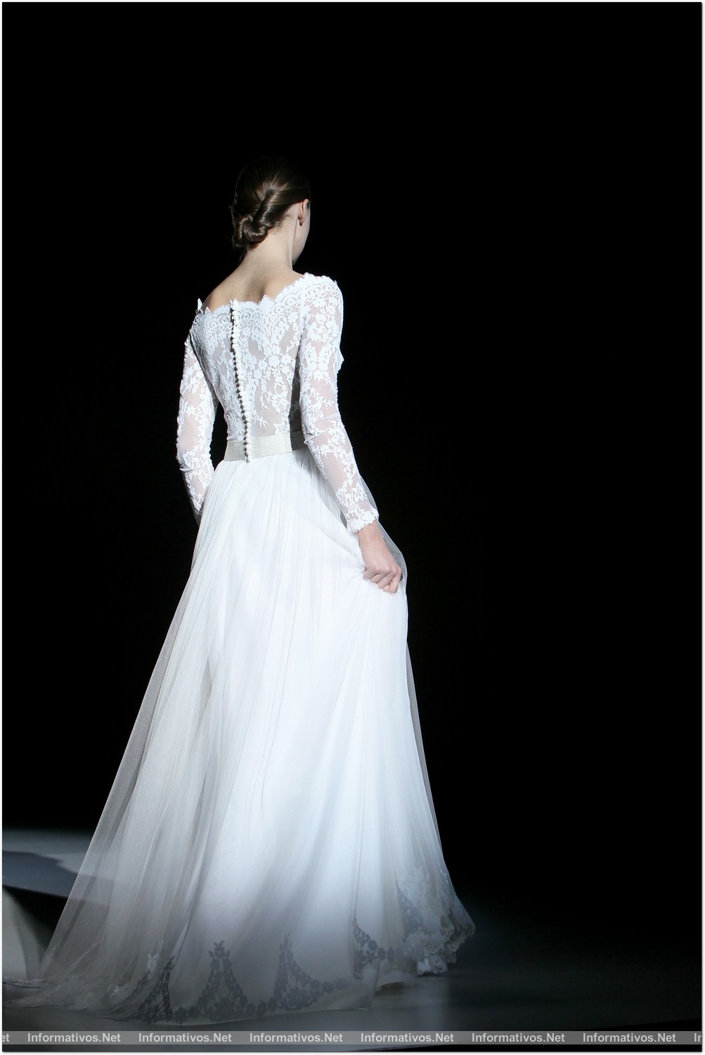 BCN02MAY013.- Barcelona Bridal Week- Pasarela Gaudí: Hannibal Laguna 