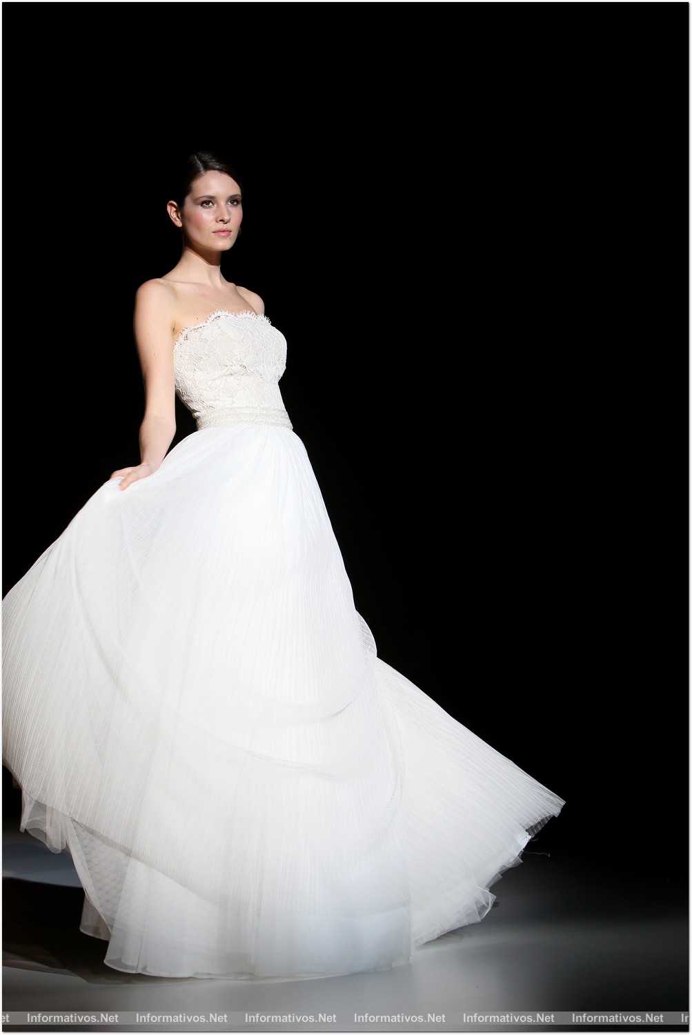 BCN02MAY013.- Barcelona Bridal Week- Pasarela Gaudí: Hannibal Laguna 