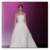 :: Pulse para Ampliar :: BCN02MAY013.- Barcelona Bridal Week- Pasarela Gaudí: Hannibal Laguna 