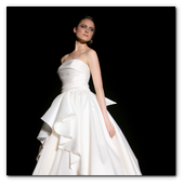 :: Pulse para Ampliar :: BCN02MAY013.- Barcelona Bridal Week- Pasarela Gaudí: Hannibal Laguna 