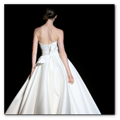 :: Pulse para Ampliar :: BCN02MAY013.- Barcelona Bridal Week- Pasarela Gaudí: Hannibal Laguna 