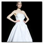 :: Pulse para Ampliar :: BCN02MAY013.- Barcelona Bridal Week- Pasarela Gaudí: Hannibal Laguna 