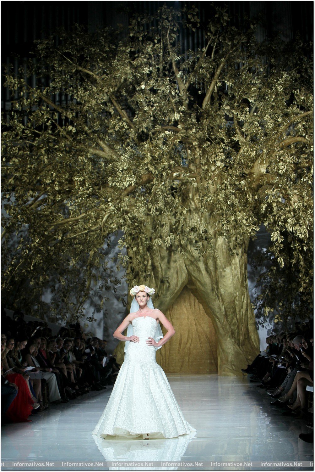 BCN03MAY013.- Barcelona Bridal Week- Pasarela Gaudí: Pronovias. 