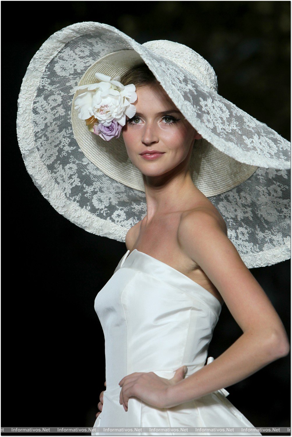 BCN03MAY013.- Barcelona Bridal Week- Pasarela Gaudí: Pronovias. 