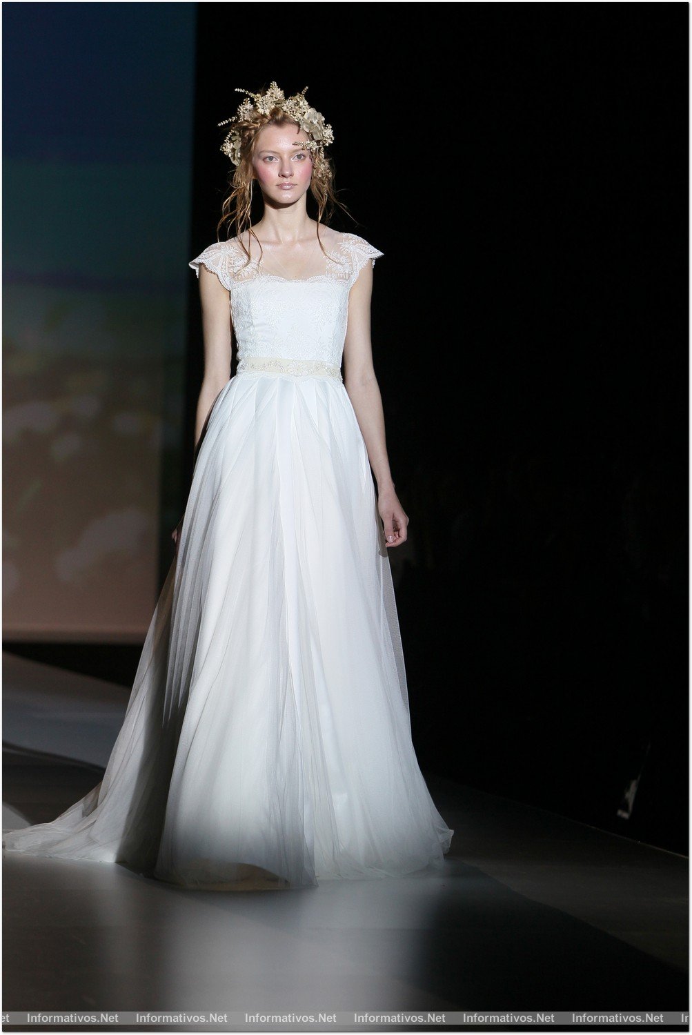 BCN02MAY013.- Barcelona Bridal Week- Pasarela Gaudí: Victorio & Lucchino