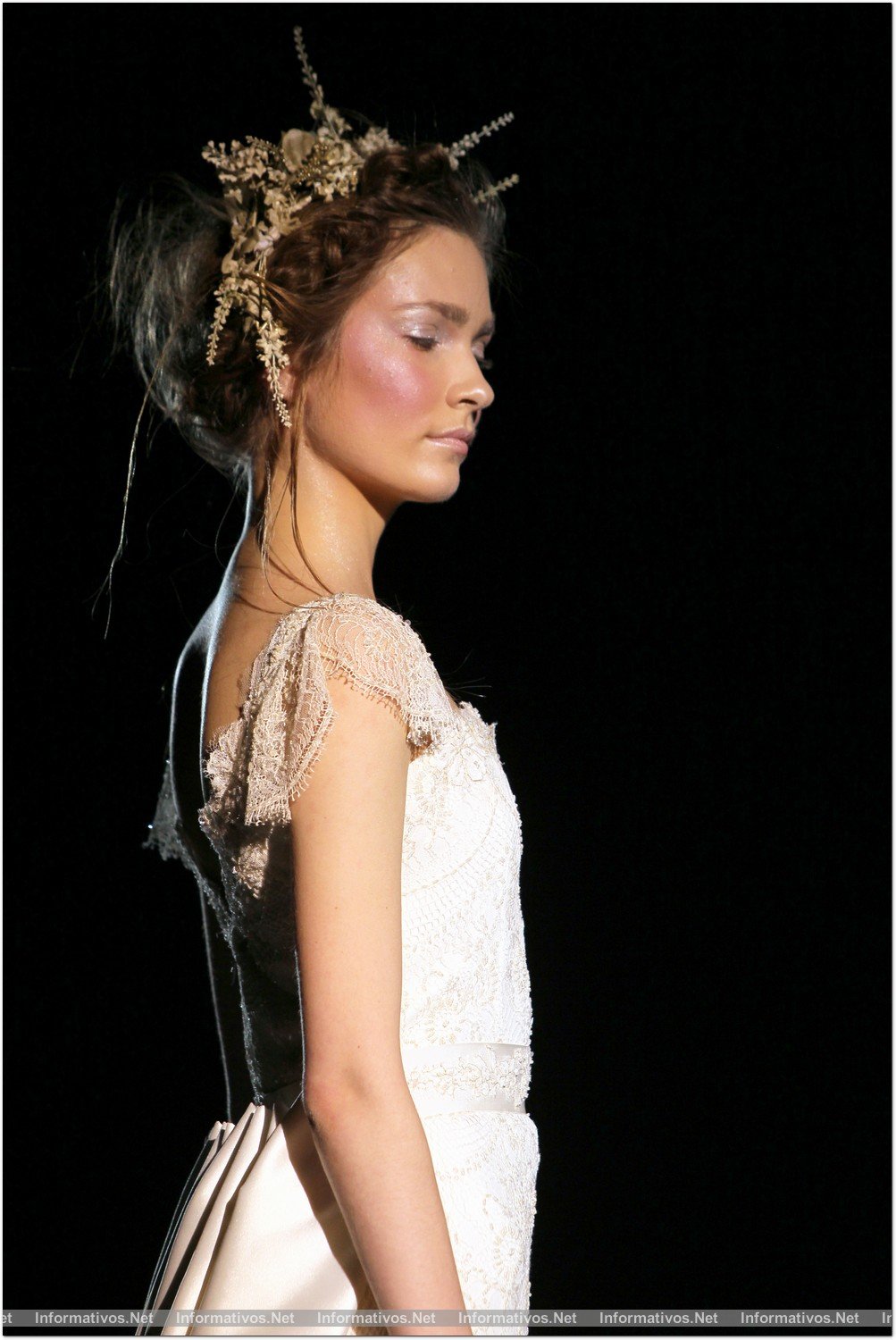 BCN02MAY013.- Barcelona Bridal Week- Pasarela Gaudí: Victorio & Lucchino