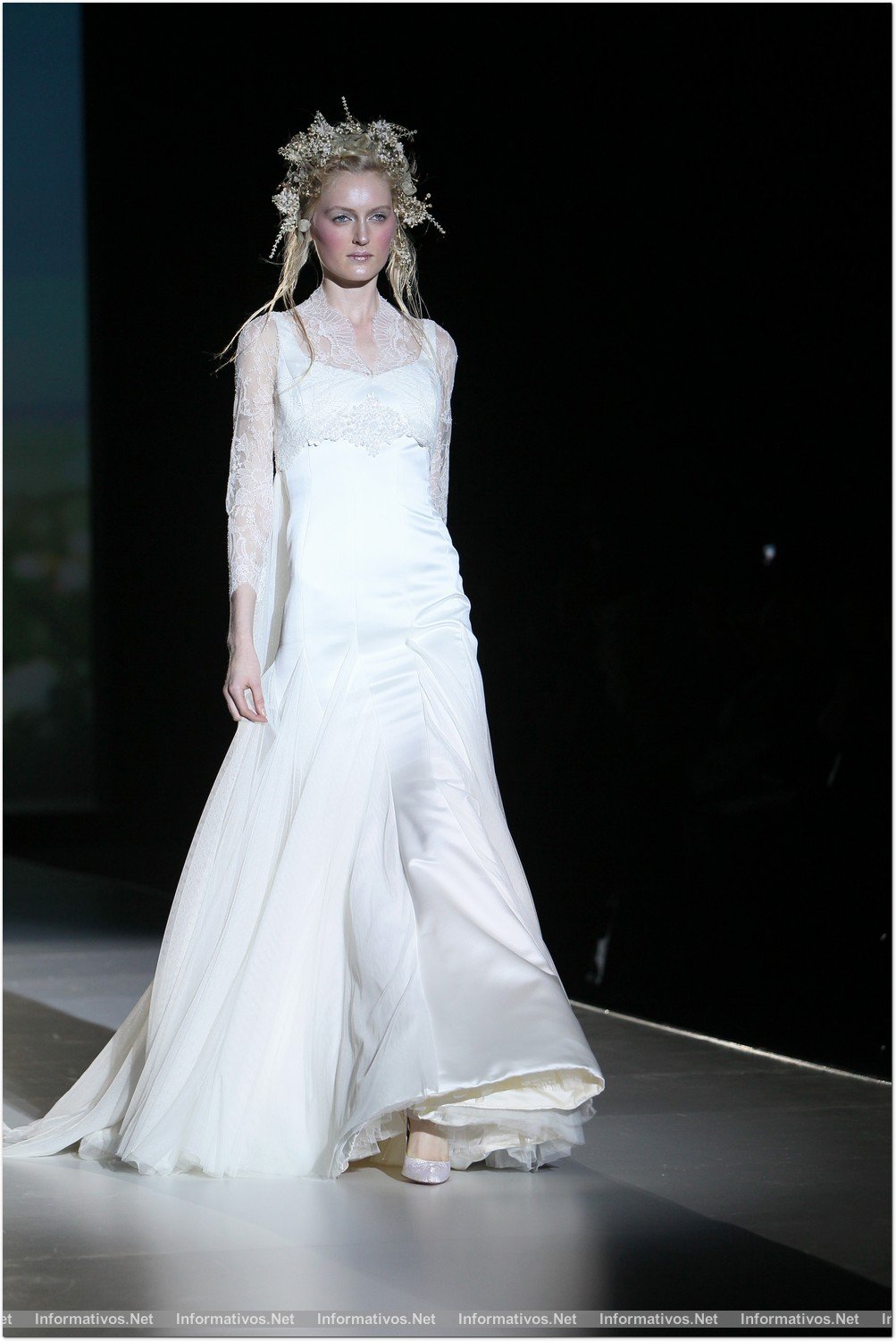 BCN02MAY013.- Barcelona Bridal Week- Pasarela Gaudí: Victorio & Lucchino