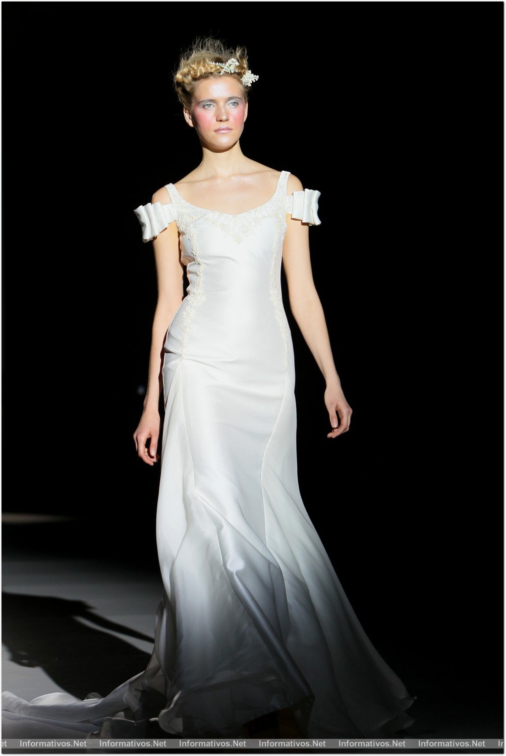BCN02MAY013.- Barcelona Bridal Week- Pasarela Gaudí: Victorio & Lucchino