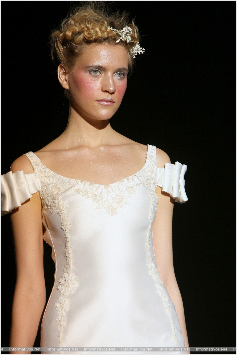 BCN02MAY013.- Barcelona Bridal Week- Pasarela Gaudí: Victorio & Lucchino