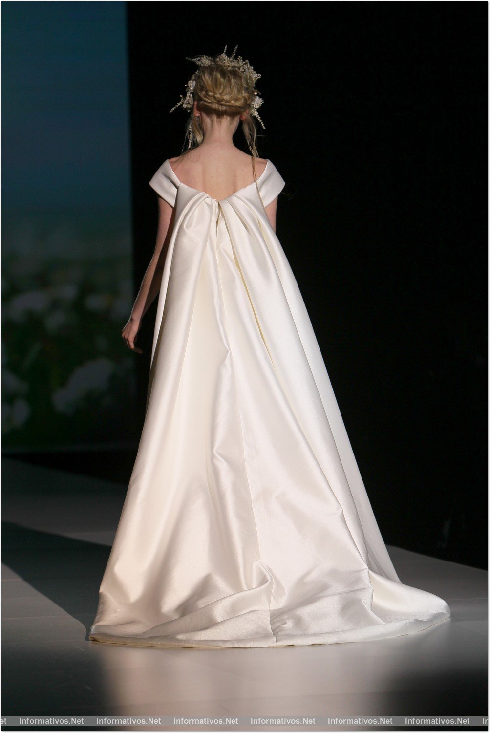 BCN02MAY013.- Barcelona Bridal Week- Pasarela Gaudí: Victorio & Lucchino