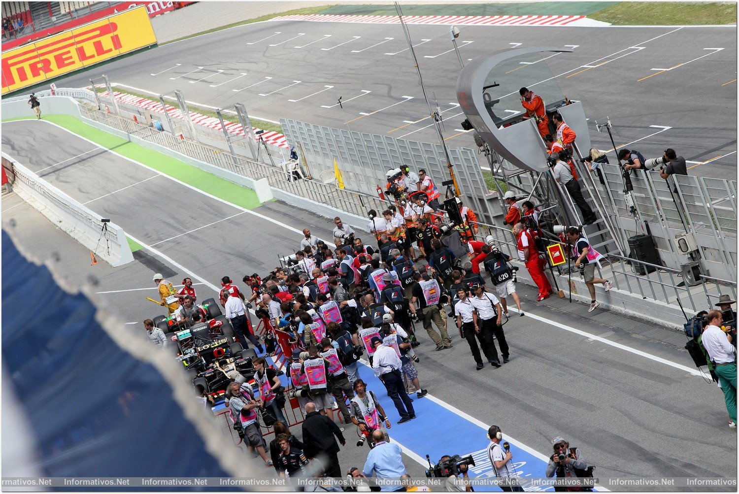 Montmeló-BCN11MAY013.- El Paddock Club F1. Un lugar privilegiado para VIPs donde las carreras de Fórmula 1 se viven de otra manera